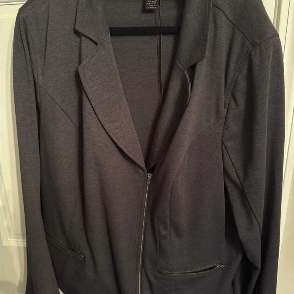 Lane Bryant Dark Charcoal Gray Casual Blazer with Notched Lapels and Relaxed Fit
